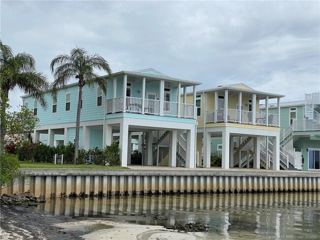Building Photo - 431 NE Intercoastal Dr