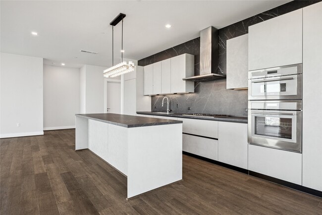 Foto del edificio - 1711 Allen Pkwy