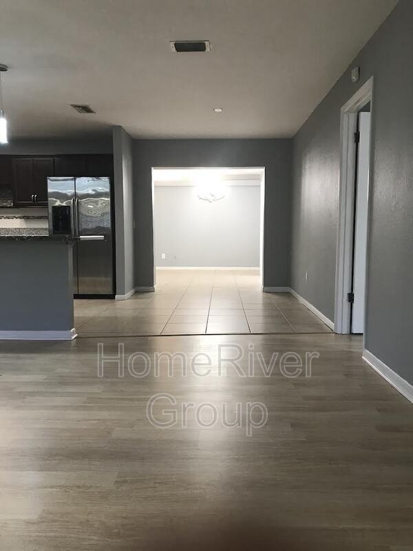 Foto del edificio - 5360 SE 28th St