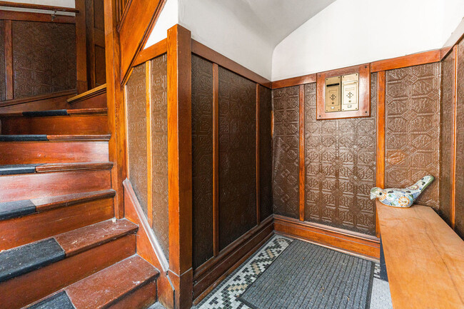 Foto del edificio - 3851 W Belden Ave