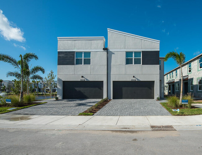Foto del edificio - 3918 SE Mentmore Ln