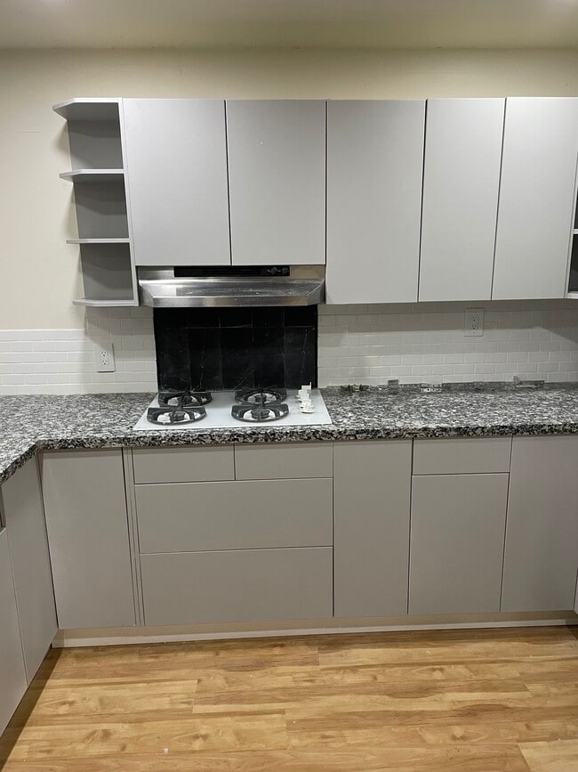 Photo - 902 S Una Ave House