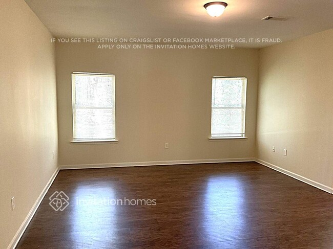 Foto del edificio - 2455 Valley Creek Dr