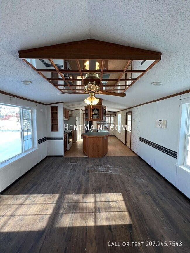 Building Photo - 30 Exeter Rd