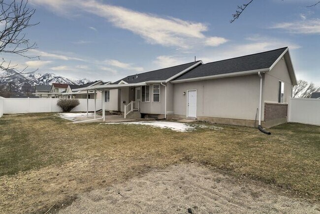 Foto del edificio - Beautiful Single Family Home for Rent in L...