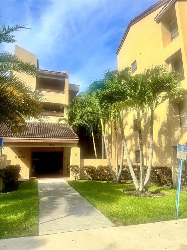 Foto del edificio - 9022 SW 123rd Ct