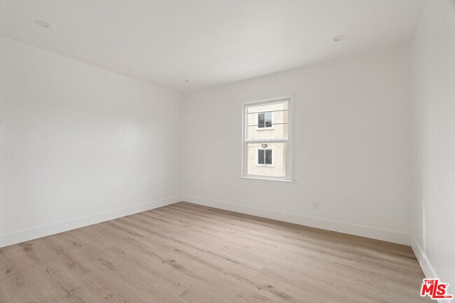 Foto del edificio - 616 Sunset Ave