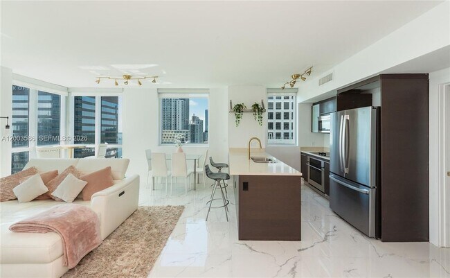 Foto del edificio - 500 Brickell Ave