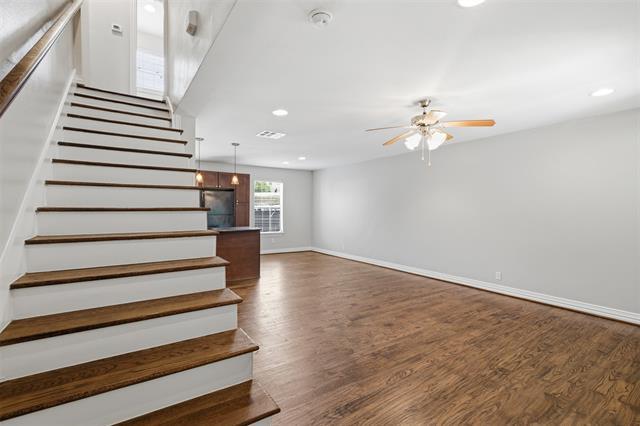 Building Photo - 4734 Bradford Dr