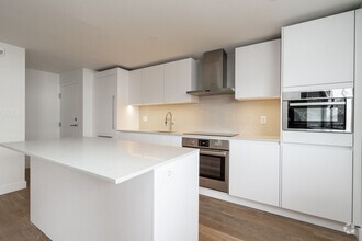 Building Photo - 457 Marlee Ave
