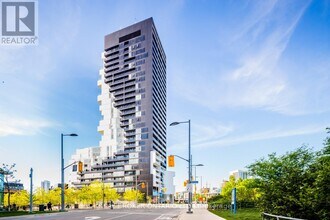 Building Photo - 170 Bayview Ave