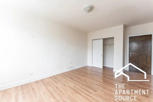 Foto del edificio - 2600 N Kimball Ave