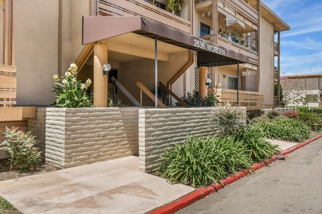 Foto del edificio - Bright & Updated Point Loma Condo with Resort-Style Amenities