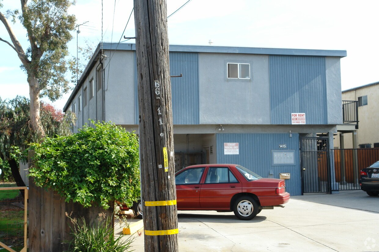 Primary Photo - 1415 7th St