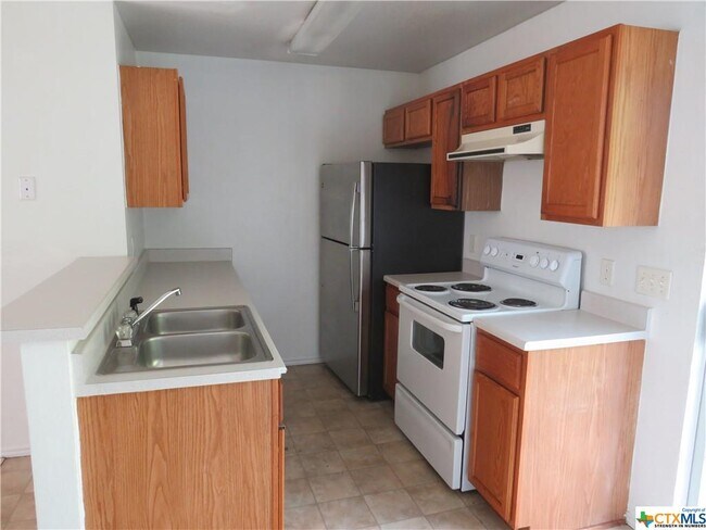 Building Photo - 5701 Redstone Dr