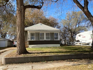 Building Photo - 667 Kansas Ave NE