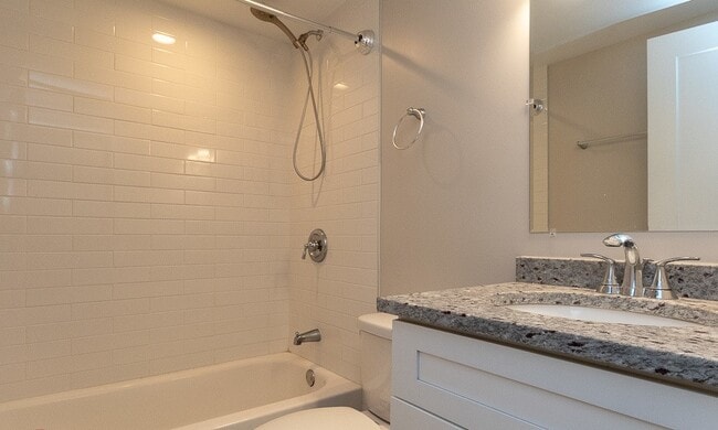 Primary Bath - 916 W Willow St