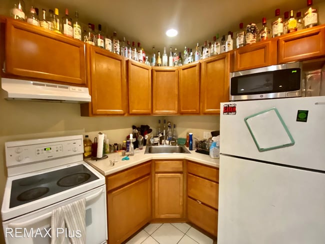 Foto del edificio - 5 br, 2 bath House - 2022 Carlisle St