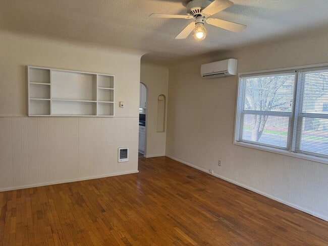 Photo - 1508-1510 Washington Street Apartment