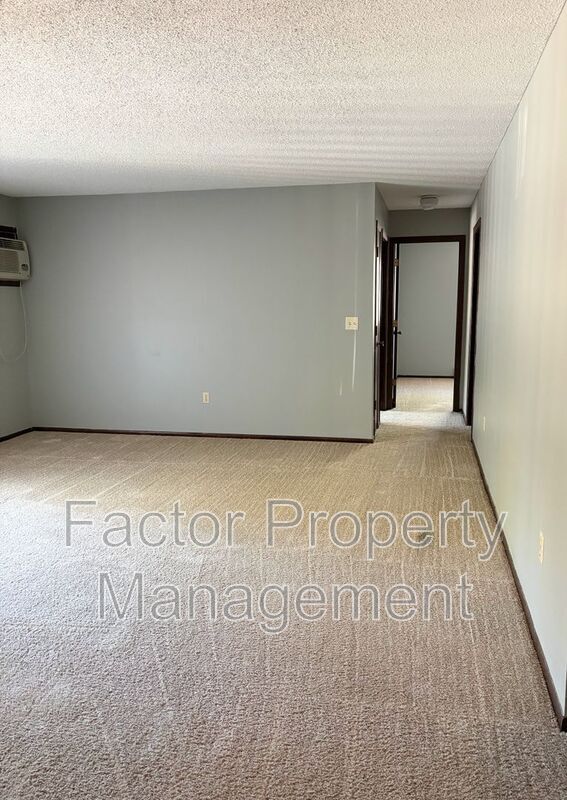 Foto del edificio - 418 Allan Ave