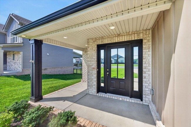 Building Photo - 393 Frontier Dr