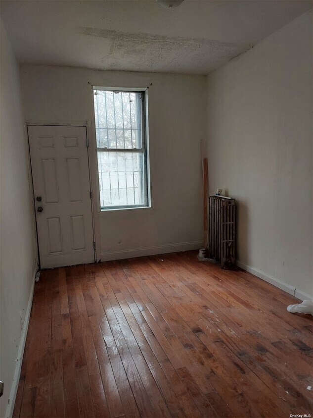 Foto del edificio - 105-14 177th St