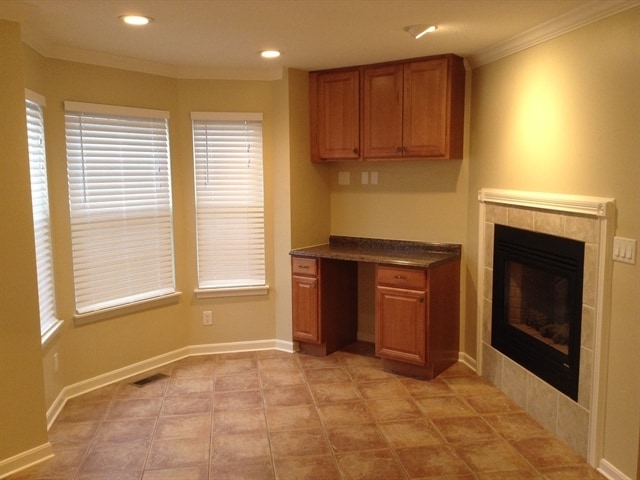 Foto del edificio - 5537 Sarahs Oak Dr