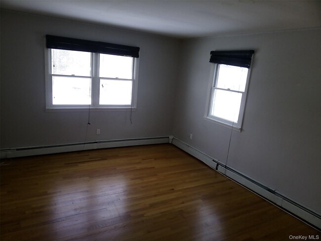 Building Photo - 107 Barnes Rd