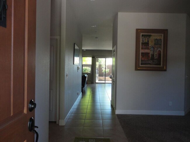 Foto del edificio - 5401 W Mission Ave