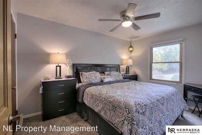 Foto del edificio - 3 br, 2 bath House - 4495 Dayton Street