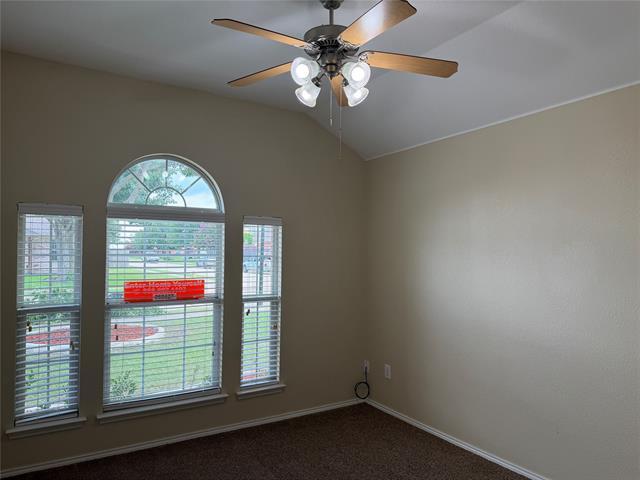 Building Photo - 301 Meadow Lark Ln