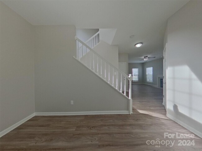 Building Photo - 12011 Cartgate Ln