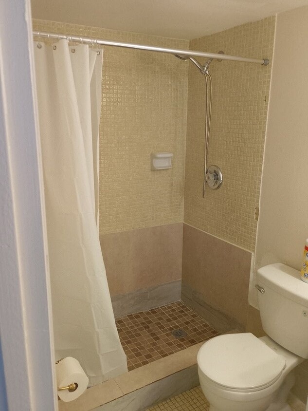 Photo - 605 Margate Ct (Margate, FL)