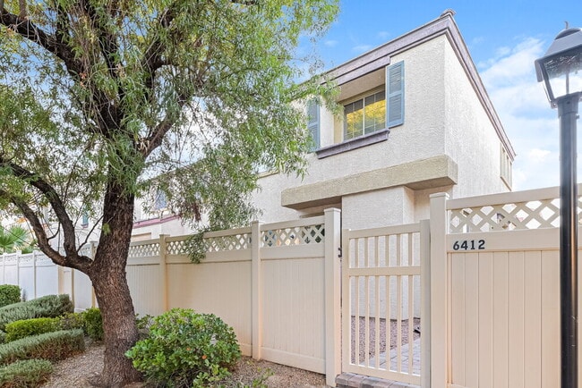 Building Photo - 6412 Yucca Ridge Ct