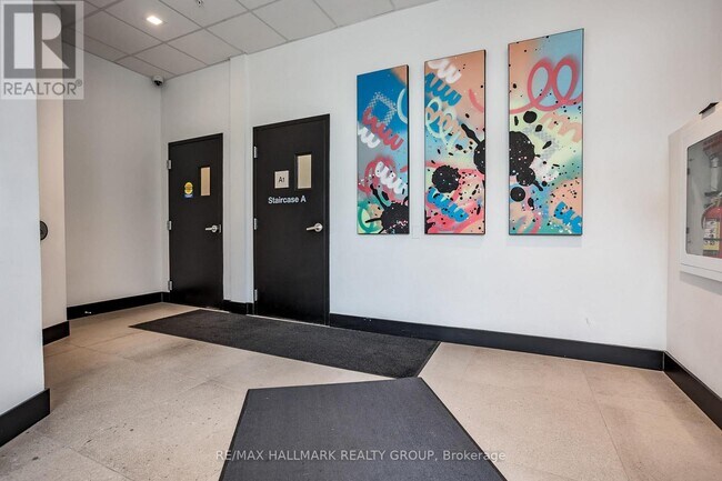 Photo du bâtiment - 101 Pinhey St