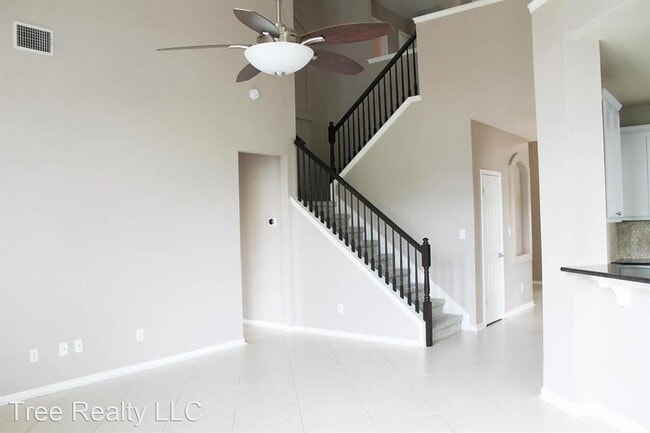 Building Photo - 4 br, 2.5 bath House - 15709 Fisher Island...