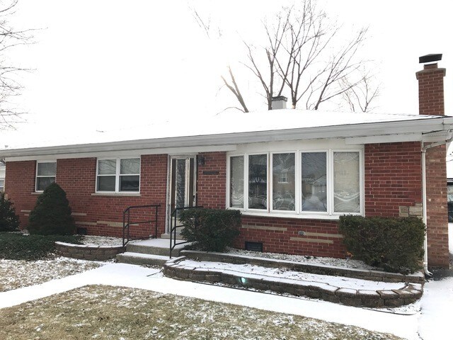 Primary Photo - 7931 82nd St