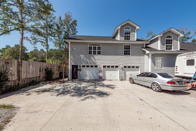 Foto principal - 9677 Jamison Rd