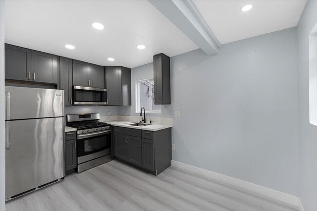 Foto del edificio - 2906 Rosanna St