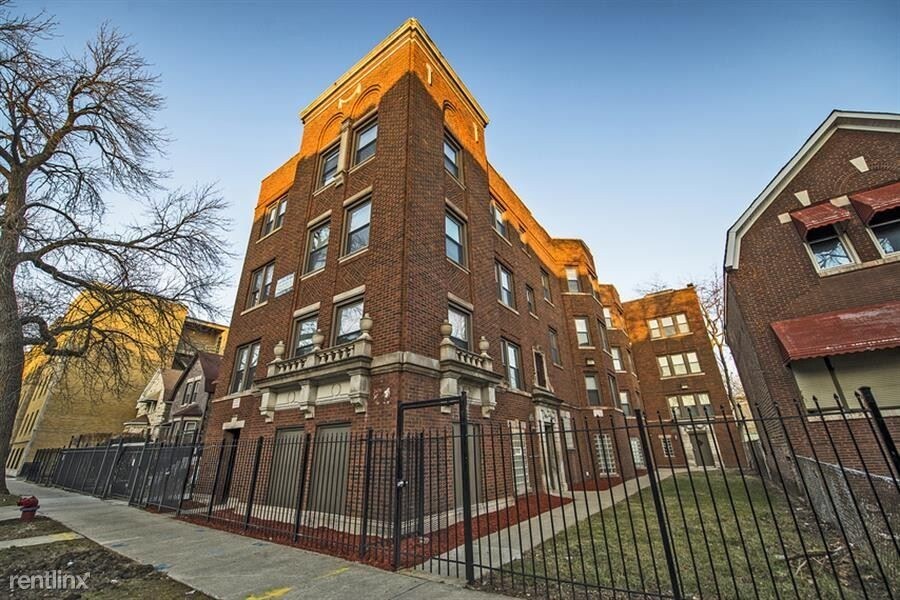 Foto principal - 7229 S Yates Blvd
