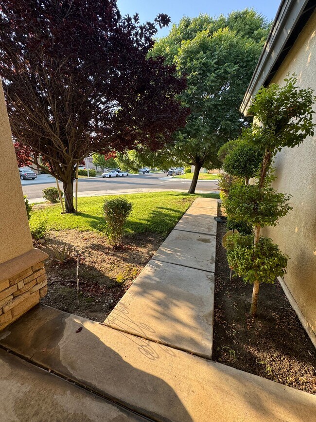 Foto del edificio - 2274 Purple Finch Ct