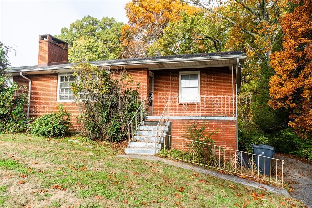 Primary Photo - 4225 Buffat Mill Rd