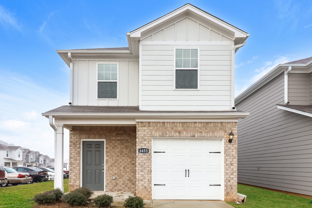 6453 Rainbow Row House Rental in Pell City, AL