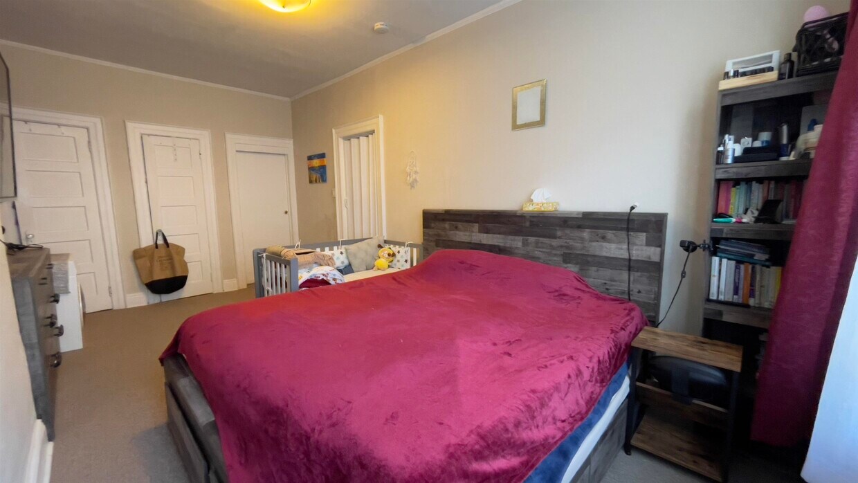 12 50th St Unit 2, Weehawken, NJ 07086 Room for Rent in Weehawken, NJ