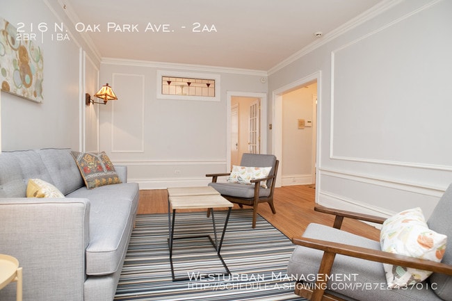 Building Photo - Gorgeous Condo in Heart of Oak Park
