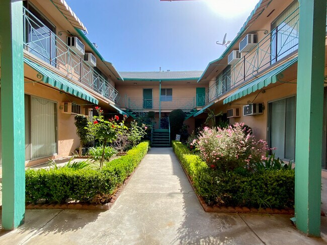 Foto del edificio - 3002 Honolulu Ave