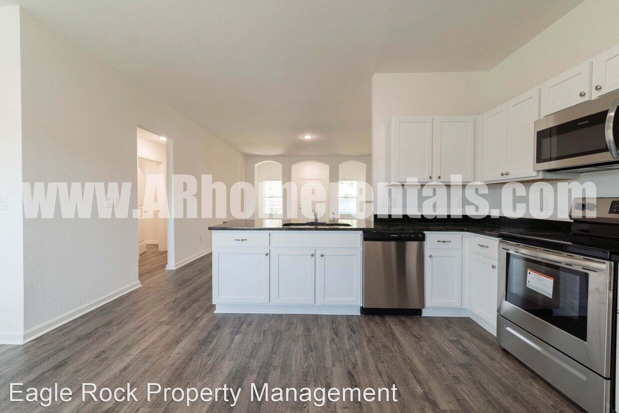 Primary Photo - 4 br, 2 bath House - 1125 Gallery Dr
