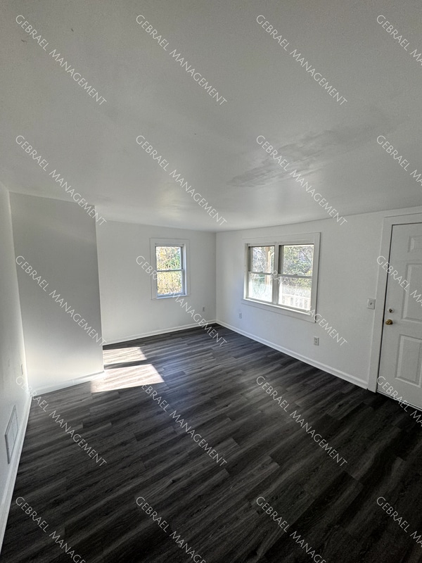 Building Photo - 2518 Churchill Ave