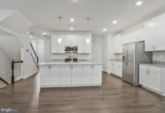Building Photo - 2738 Lady Slipper Rd