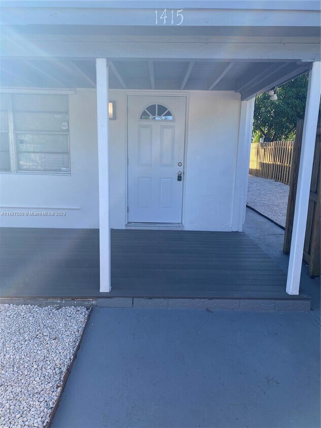 Foto principal - 1415 NW 2nd Ave